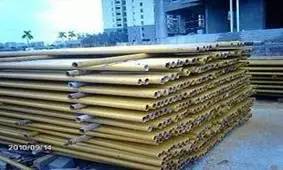 建筑现场材料规范堆放与模板工程标准化施工要点